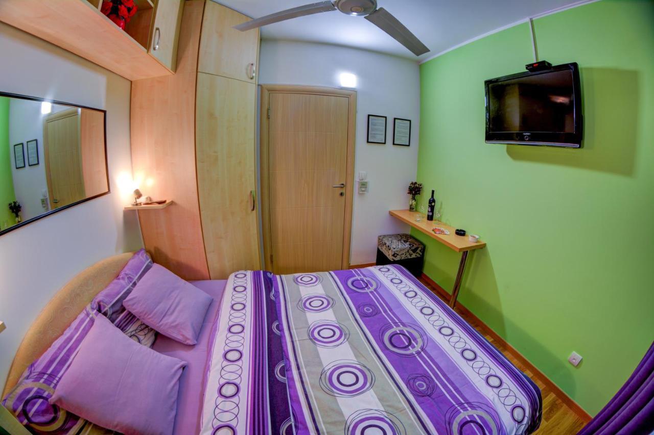 Rooms And Apartments S Belgrade Luaran gambar