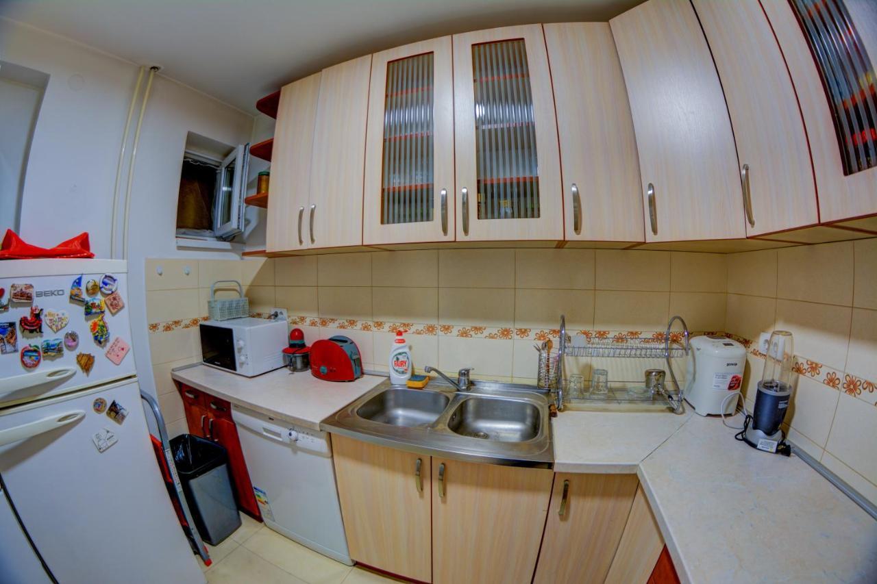 Rooms And Apartments S Belgrade Luaran gambar